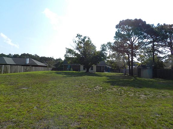 3rd image of 1921 Sunrise Dr