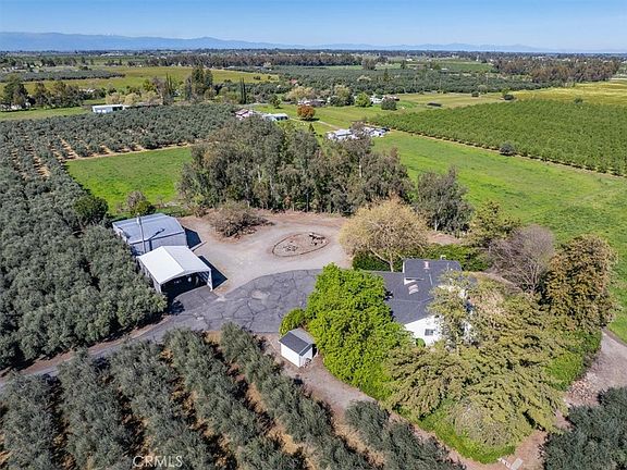 3rd image of 24840 South Ave