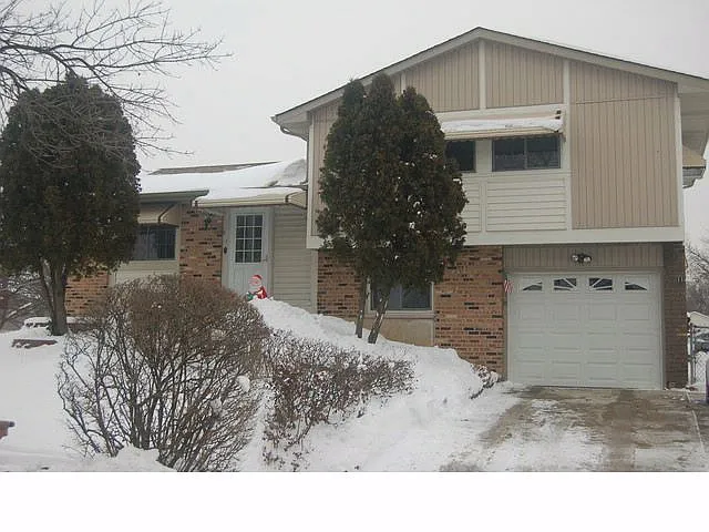 11 Opal Ave photo 1