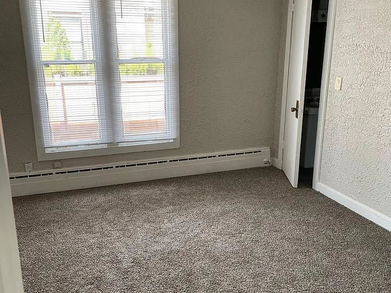 303 N Liberty St #1 — Photo 8