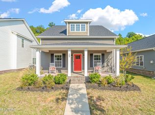 109 W Rarity Ridge Pkwy, Oak Ridge, TN 37830