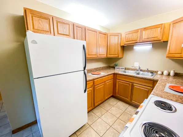 1035 Fiedler Ln APT 5, Madison, WI 53713