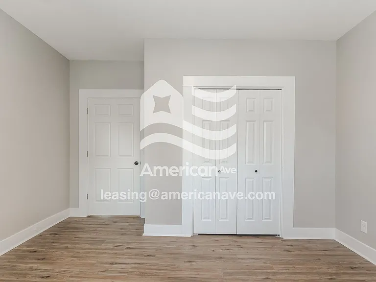 513074_009_wm_-_bedroom_12972763.jpg
