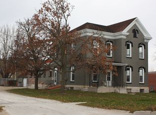 18 Central Ave E, Hampton, IA 50441