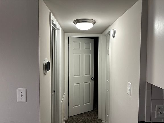 3rd image of 15718 Mahogany Cir #112