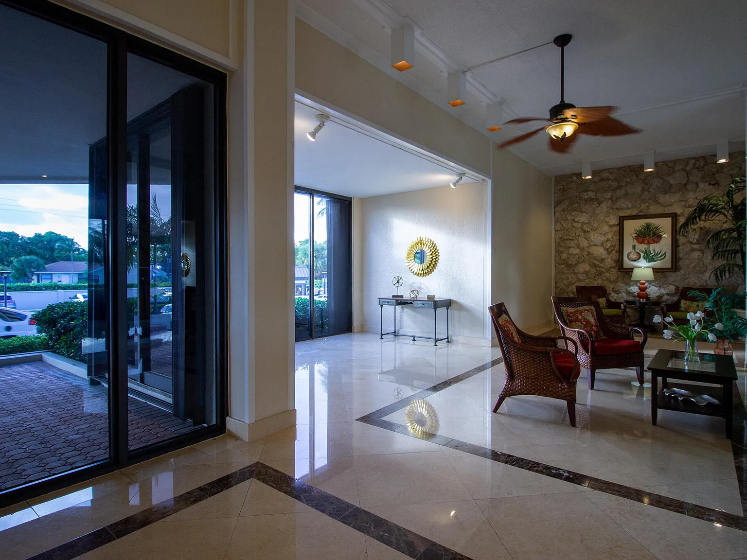 5600 N Flagler Dr — Photo 3