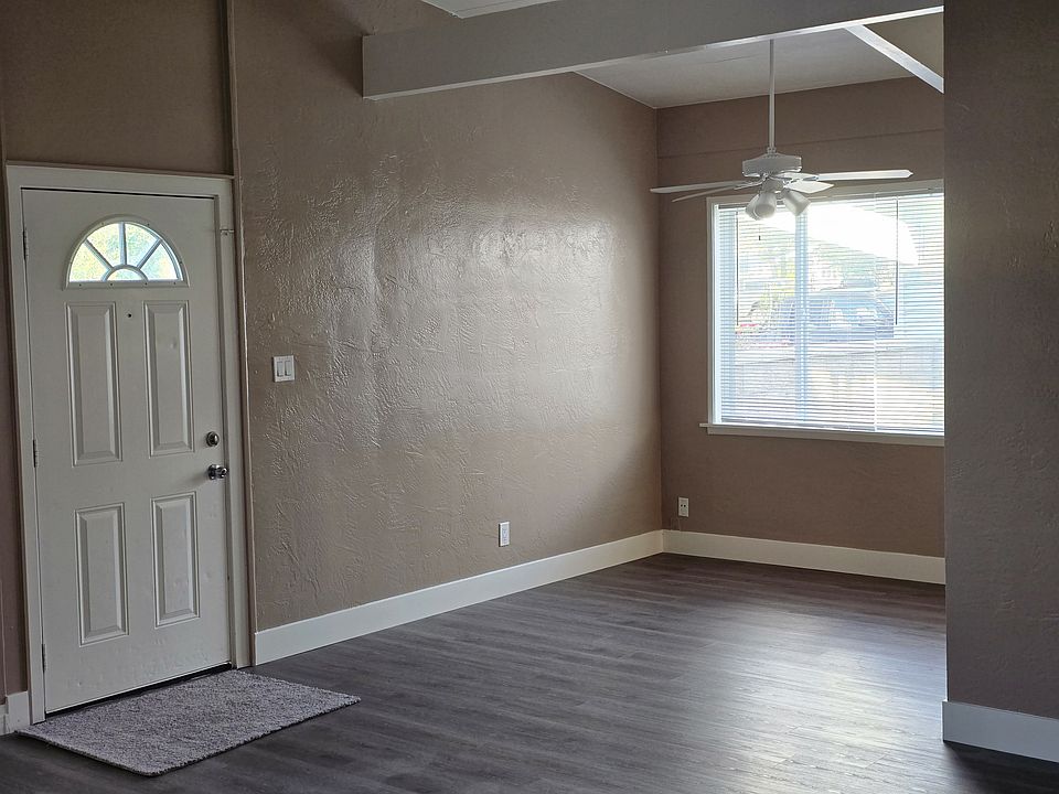 2nd image of 12001 Green Mountain St