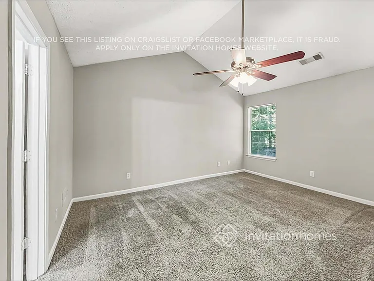 40 Harvard Dr — Photo 12
