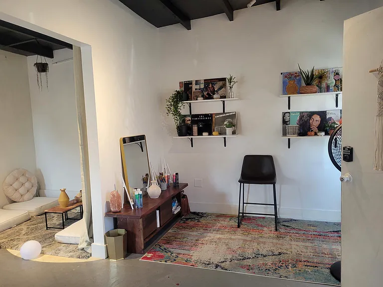 2828 E 10th St #2824 — Photo 3