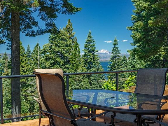 3rd image of 1119 Lassen View Dr