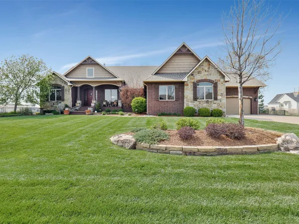 2601 N Paradise St, Wichita, KS 67205