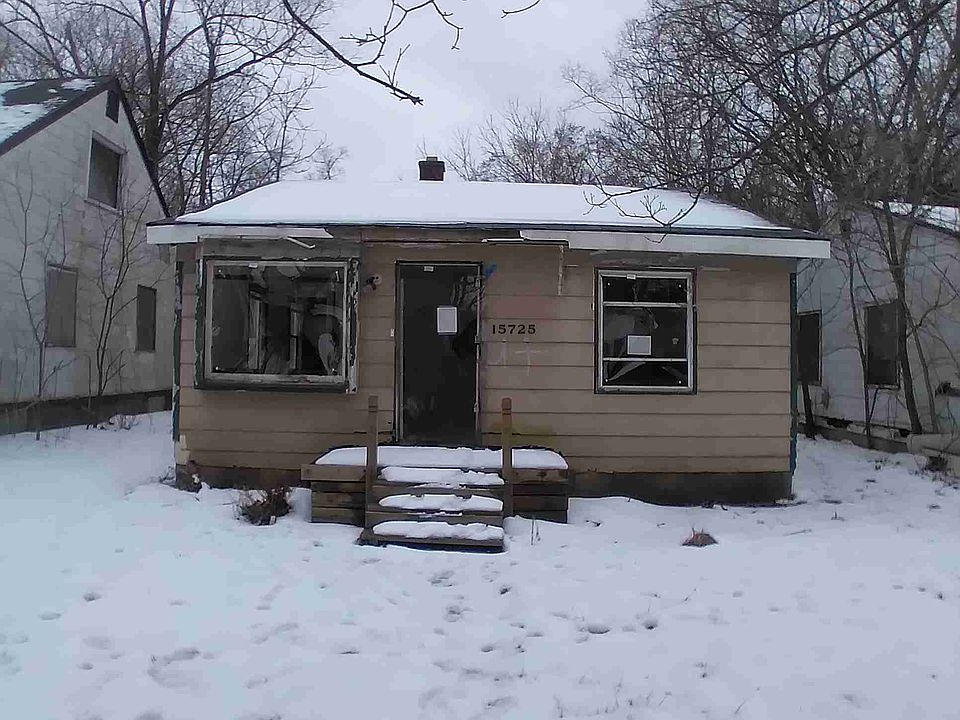 15725 Chatham