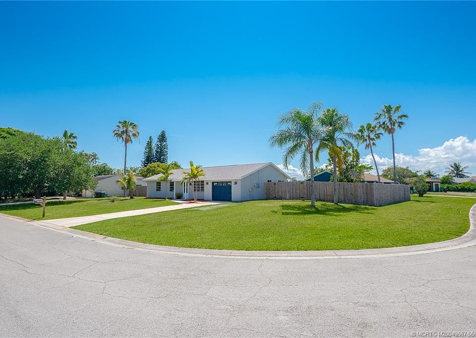 1st image of 1602 SE Collette Ct