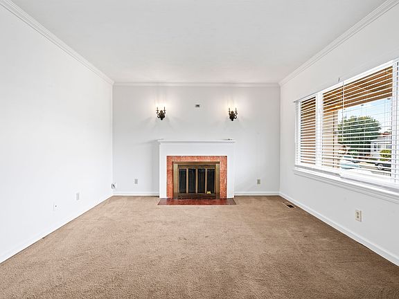 3rd image of 63 W 39th Ave