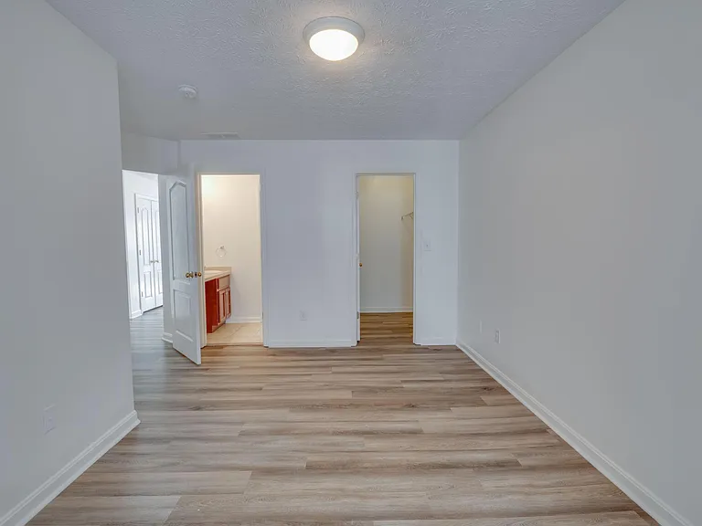 4300 Clearwater Way #4300 — Photo 5
