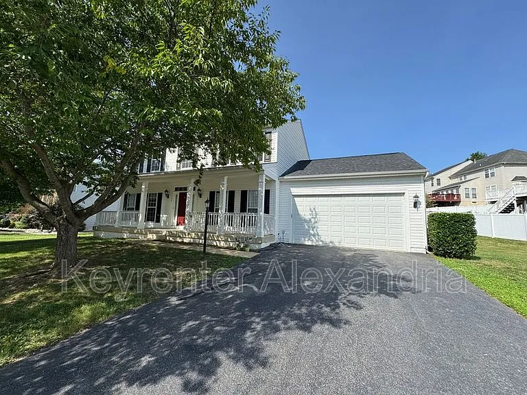 17753 Avenel Ln — Photo 4