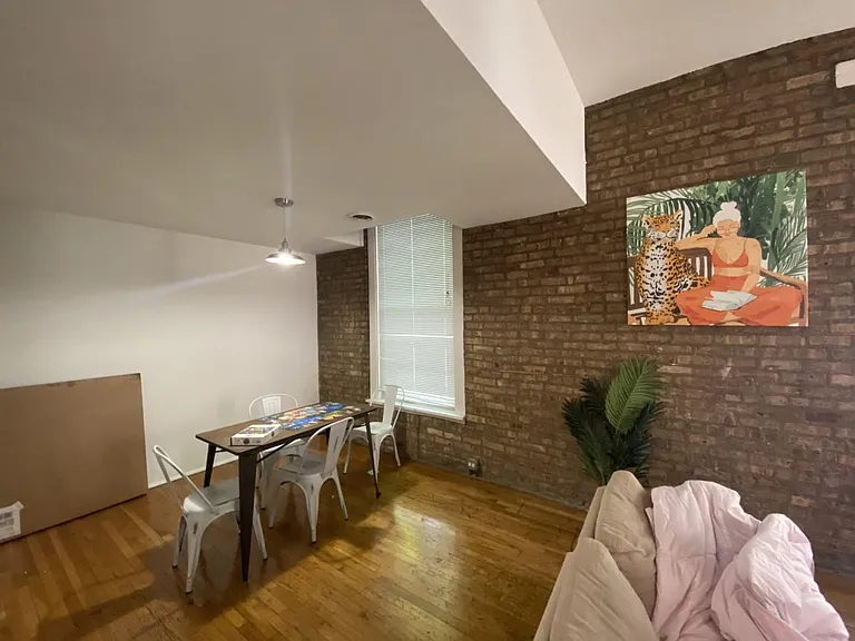 2211 N Bissell St — Photo 3