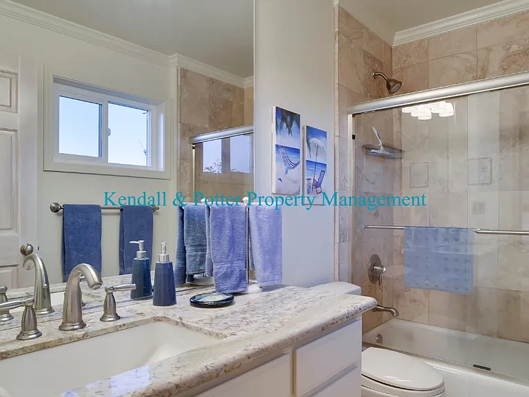 544 Cuesta Dr — Photo 23