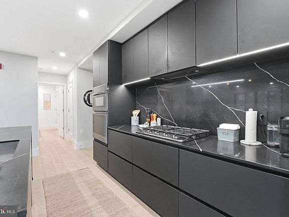 3rd image of 3219 Wisconsin Ave NW Unit 301