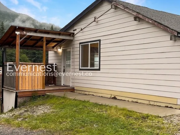 43406 SE North Bend Way #6, North Bend, WA 98045