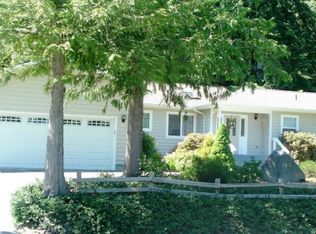 120 Rainier Ln, Port Ludlow, WA 98365