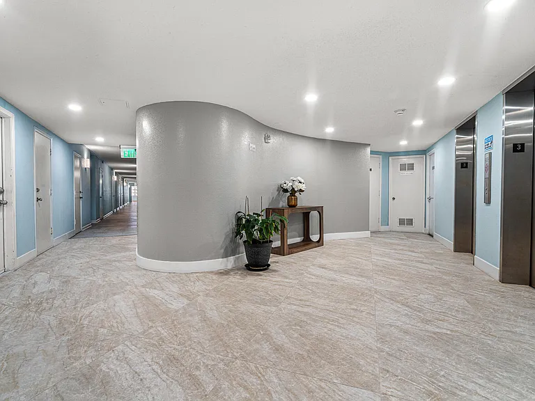 1801 S Ocean Dr #332 — Photo 22