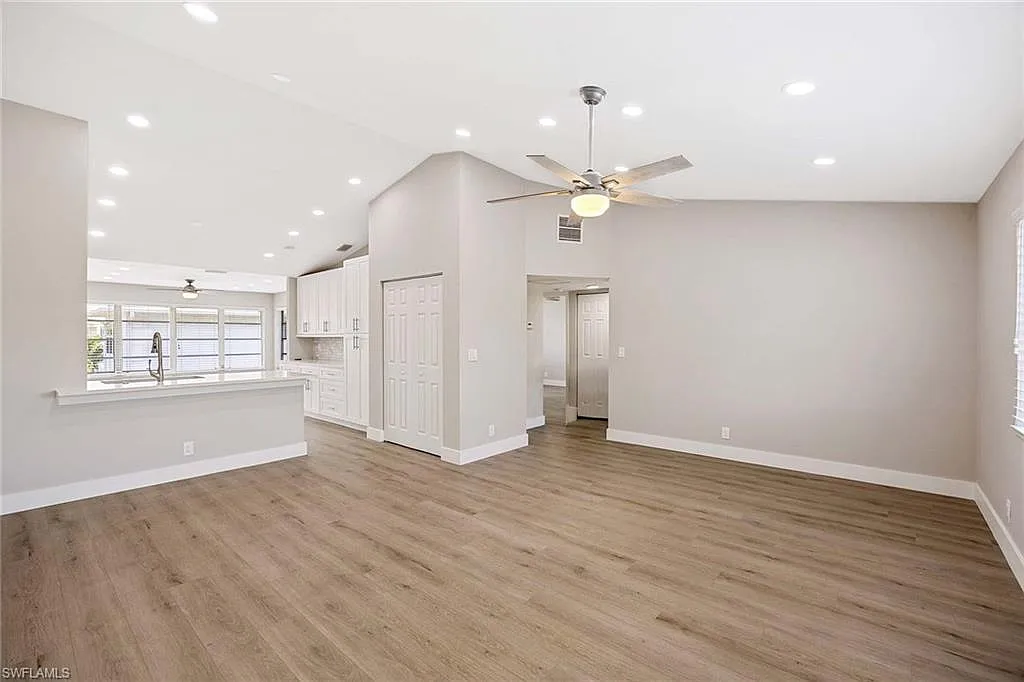 2 bed, 2.0 bath, 1250 sqft, $3,000 — Photo 3