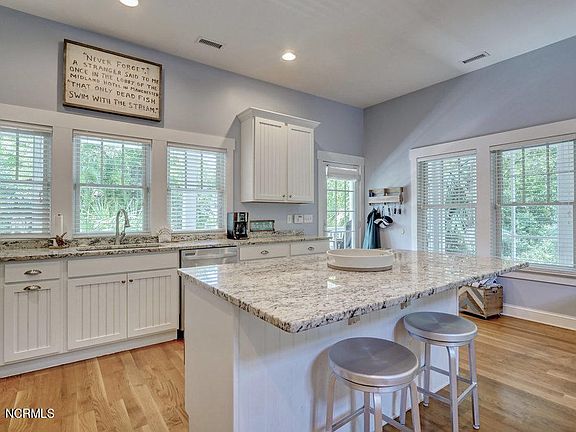 4th image of 655 Wash Woods Way