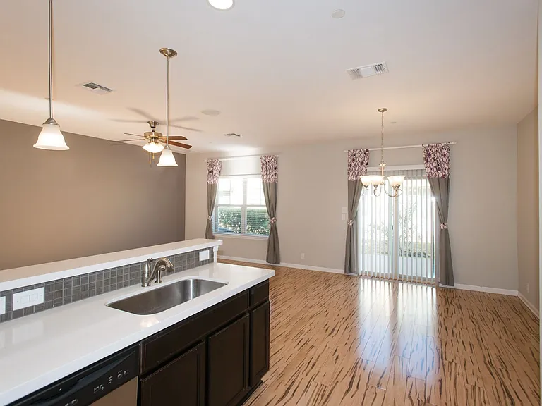 1620 Bryant Dr #103 — Photo 10