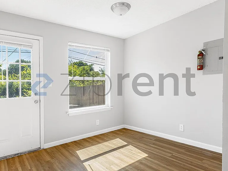 Dining Room 1