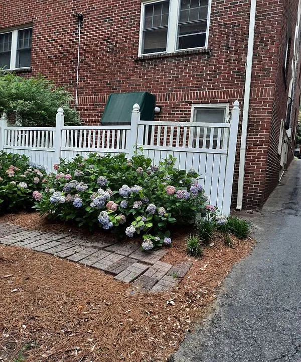 746 Monroe Dr NE #5