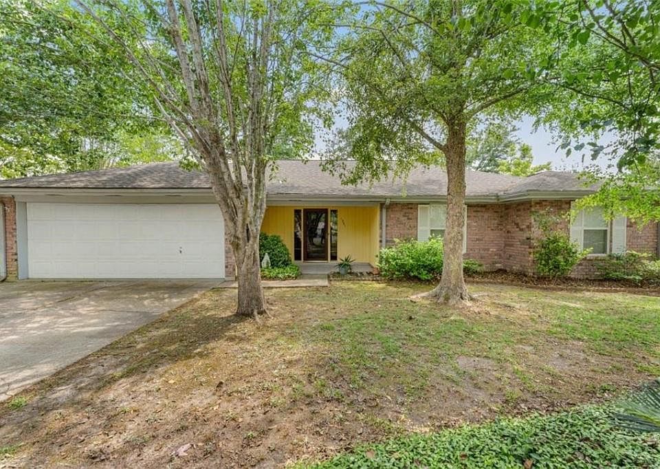 1st image of 1501 N Greenfield Cir