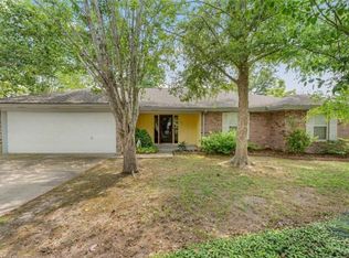 1501 N Greenfield Cir, Lake charles, LA 70605