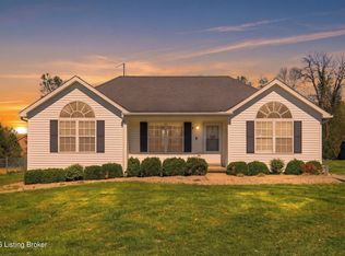 29 Royal Gold Ct, Springfield, KY 40069