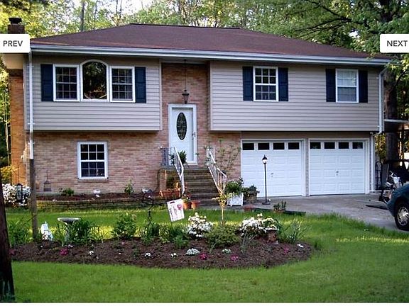2nd image of 215 Greenland Dr