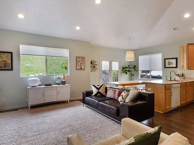 2037 E Brookings Dr — Photo 16
