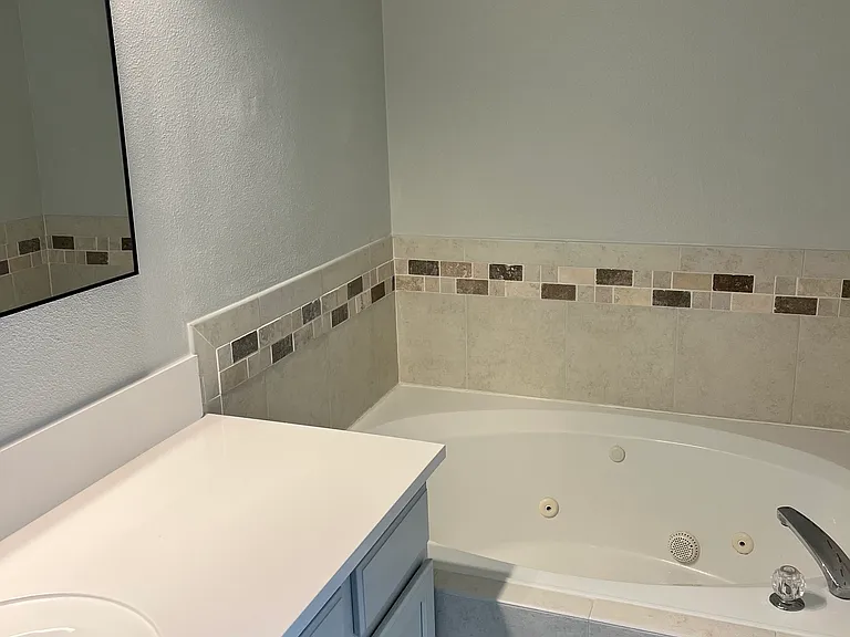 624 Black Lion Dr NE — Photo 9