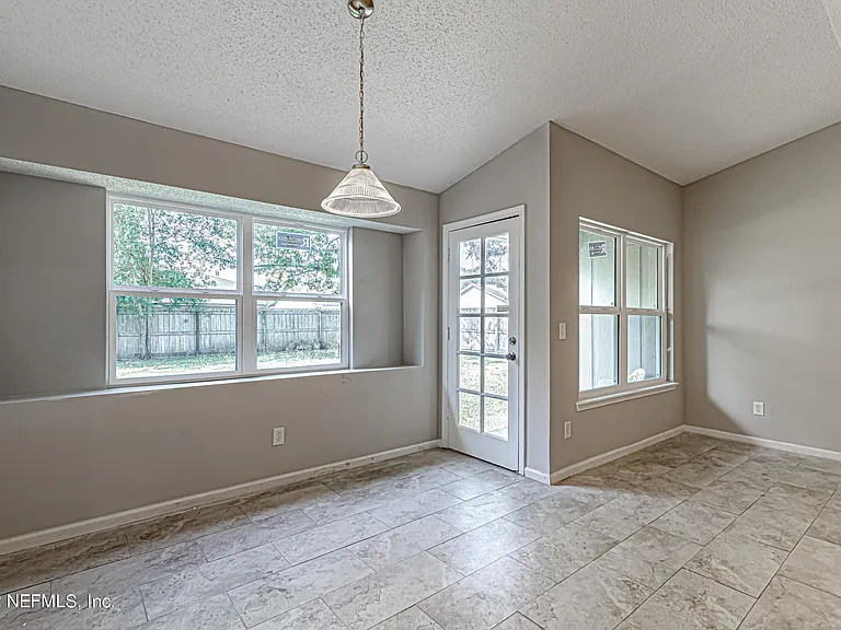 8516 Bending Branch Ct — Photo 20