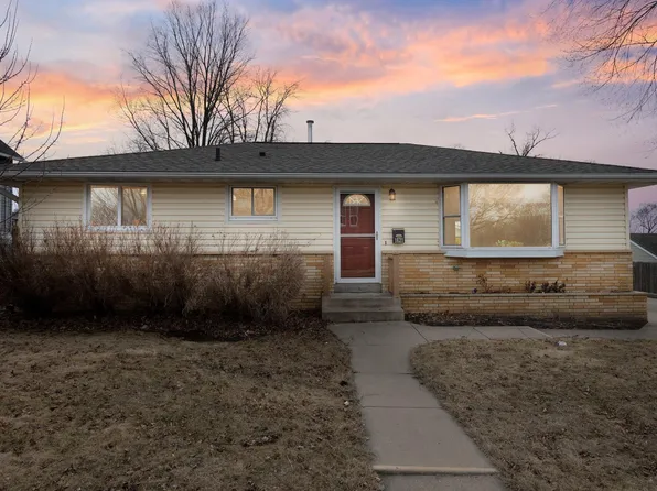 1621 W 7th St, Red Wing, MN 55066