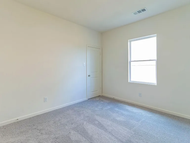 1862 McCree St — Photo 20