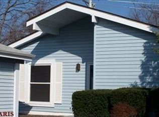 2433 Blue Heron Dr, Florissant, MO