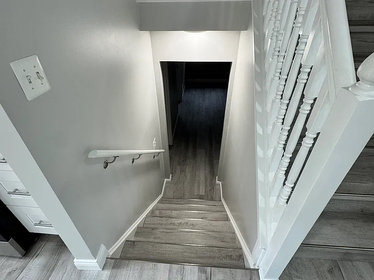 2616 Metropolitan Ave — Photo 12