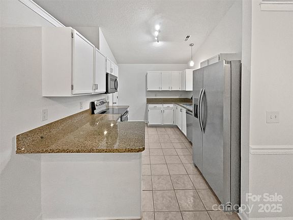2nd image of 2228 Mancke Dr