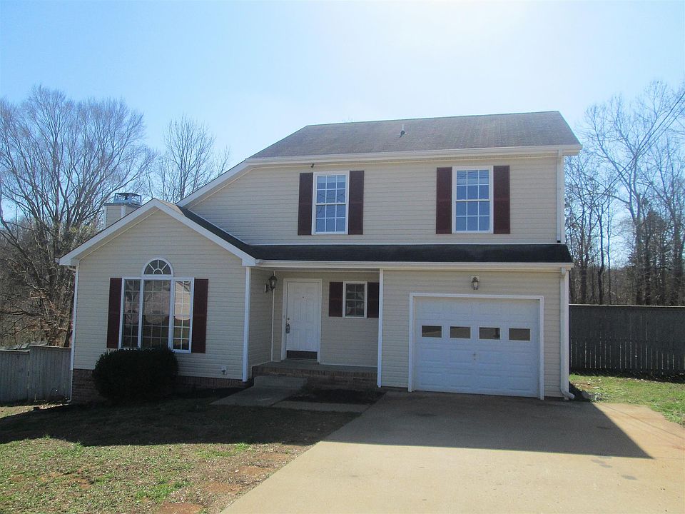 1st image of 1004 Garfield Way