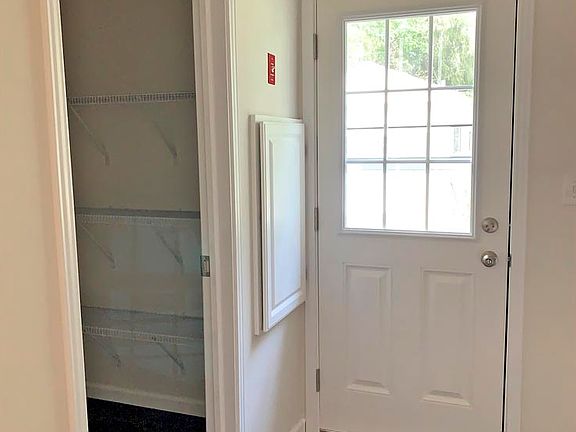 5th image of 10 Cheryl Ln #Che010