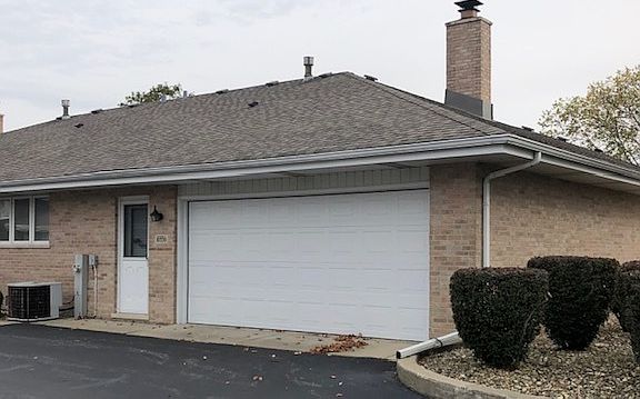 3rd image of 10556 Texas Ct #187
