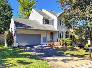 8619 Lauren Dr, Springfield, VA 22153