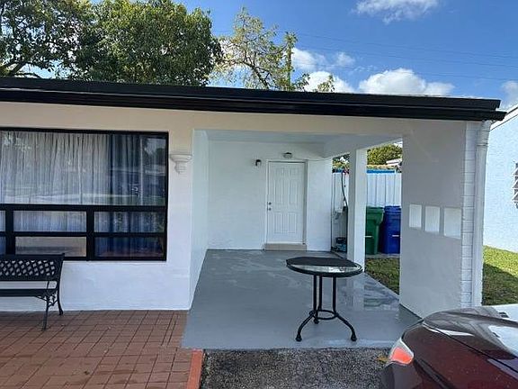 4th image of 6980 SW 29th St