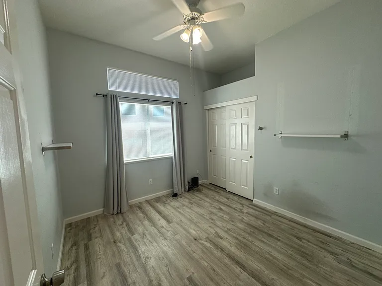 9428 Plainoak Way — Photo 13