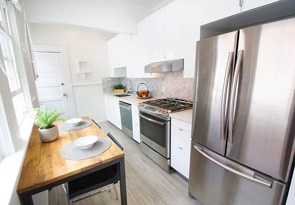 3rd image of 355 Grove St #11